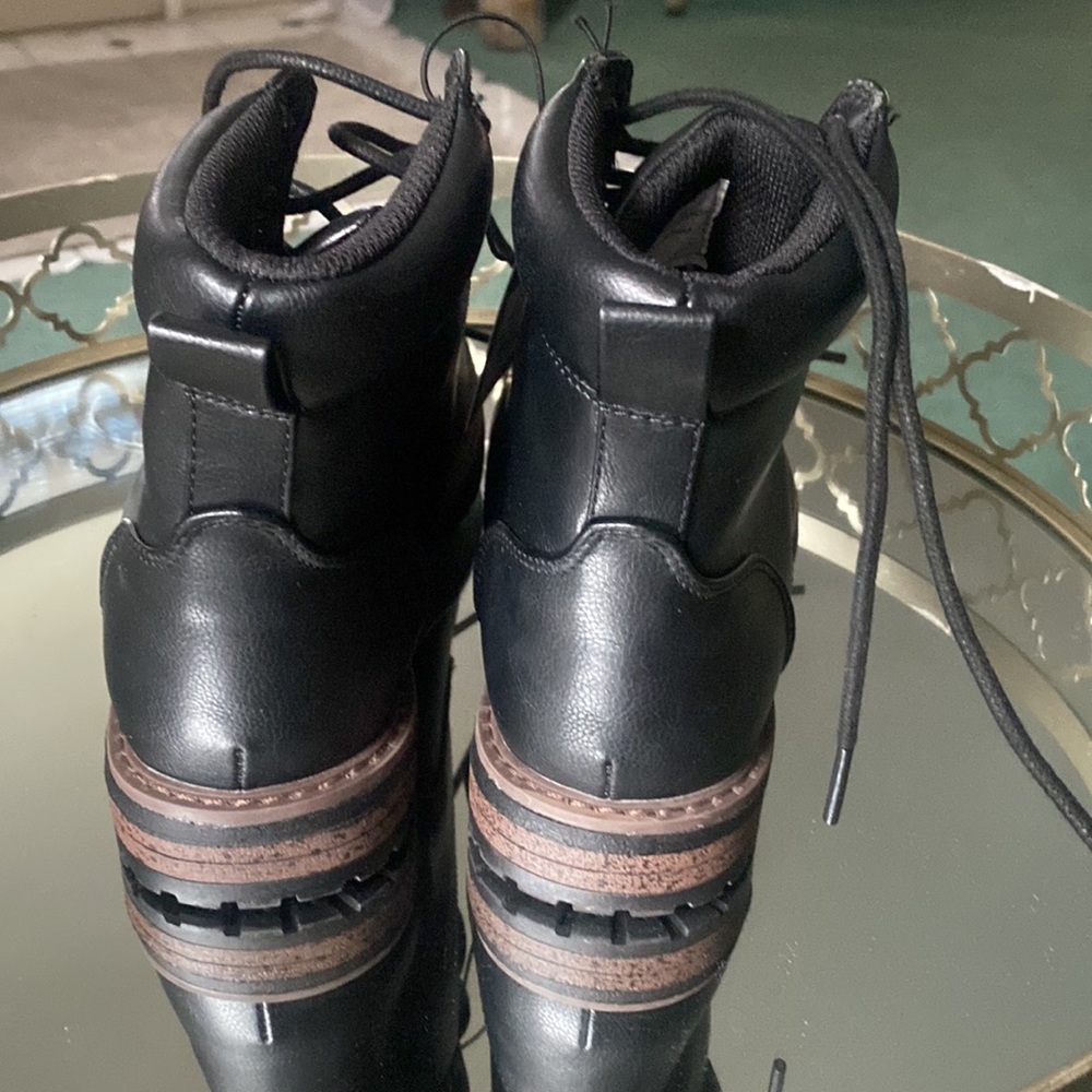 Goodfellow & Co boots - Picture 3 of 5